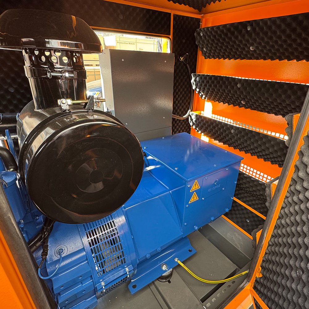 Дизельний генератор OYAL OYS-330 C-SDEC SM129TAD24 330KVA/264KW, Альтернатор OYL315C, витрата 75% навантаження - 44 літри/годину, 230/400V, 50Hz (AVR+ATS), 3900x1200x2050mm, 3480 кг, 520L