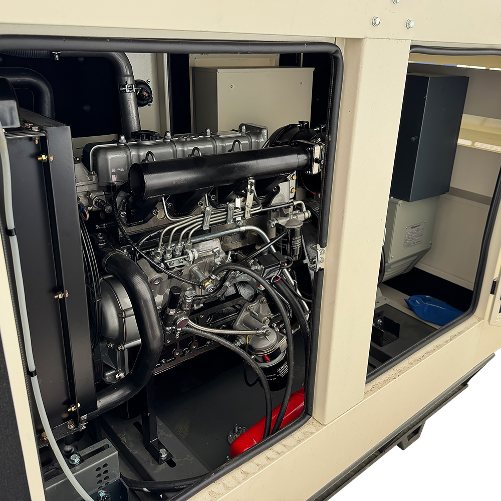 Дизельний генератор OYAL OYY-55 YANG DONG Y4105D 50KVA/44KW, Альтернатор OYL224D, витрата 75% навантаження - 8,2 літрів/годину, 230/400V, 50Hz (AVR+ATS) 2300*950*1400mm, 950kg, 140L